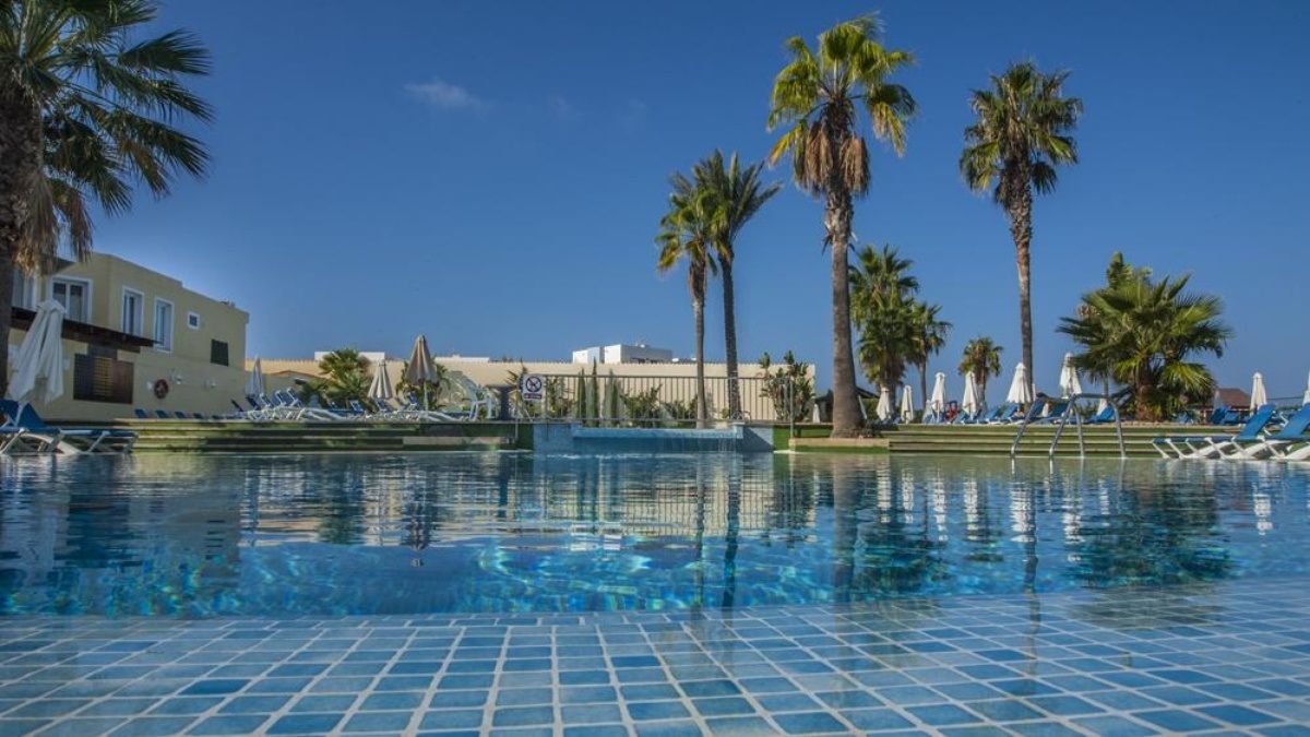 Marinda Garden Aparthotel Cala'N Bosch  Exterior photo