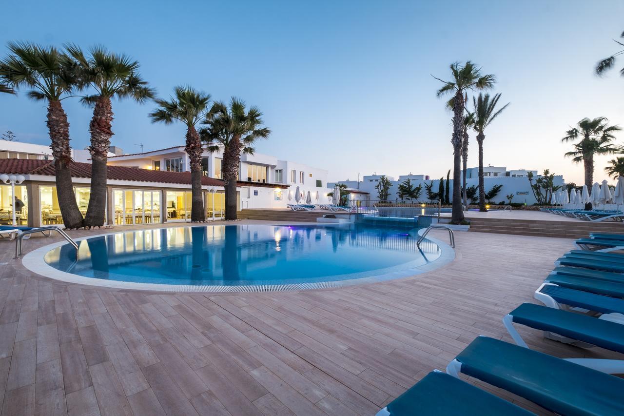 Marinda Garden Aparthotel Cala'N Bosch  Exterior photo