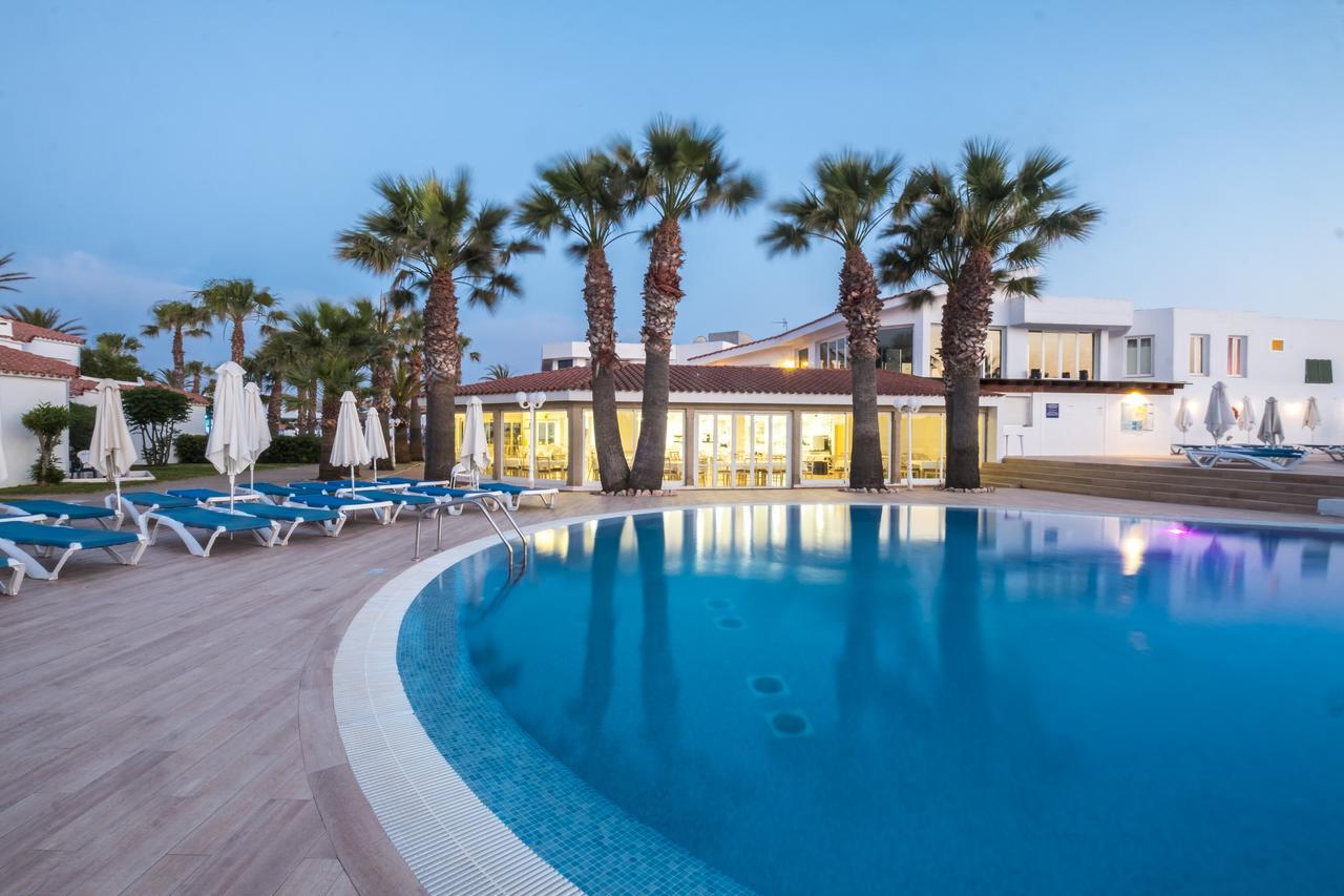 Marinda Garden Aparthotel Cala'N Bosch  Exterior photo